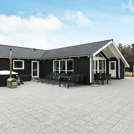 10 Person In L Kken Lokken